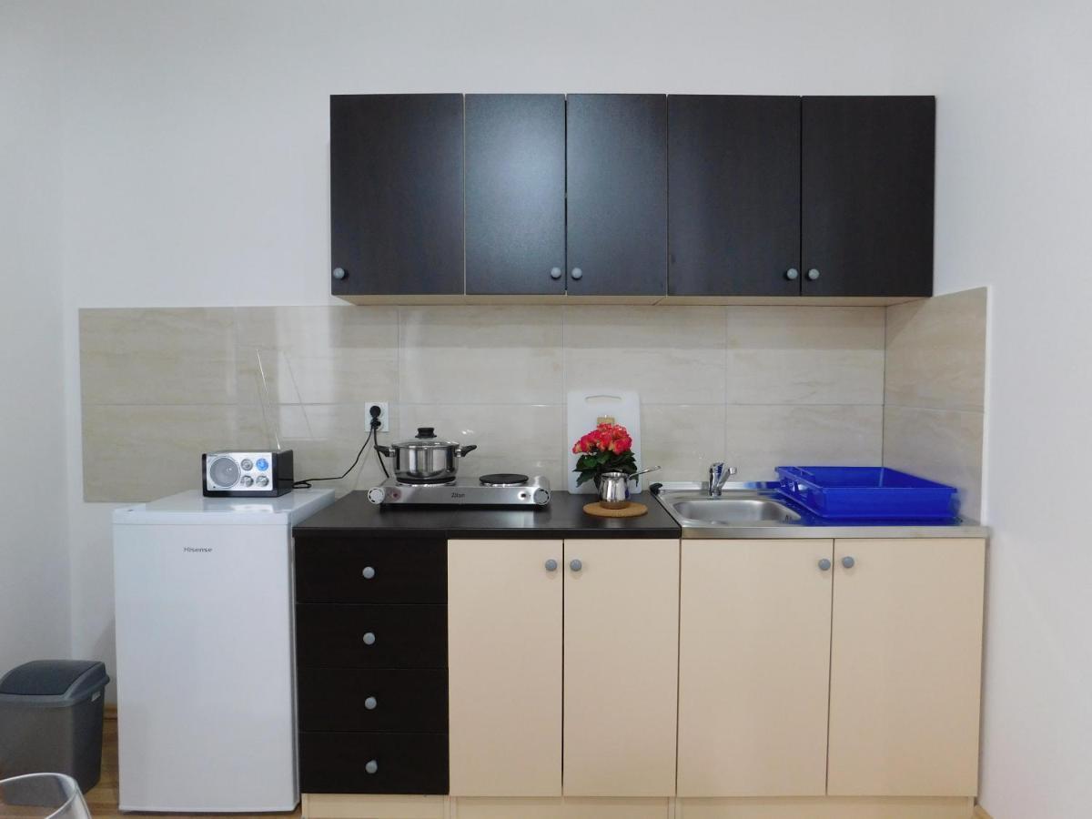 Apartments Mateo Загреб Экстерьер фото
